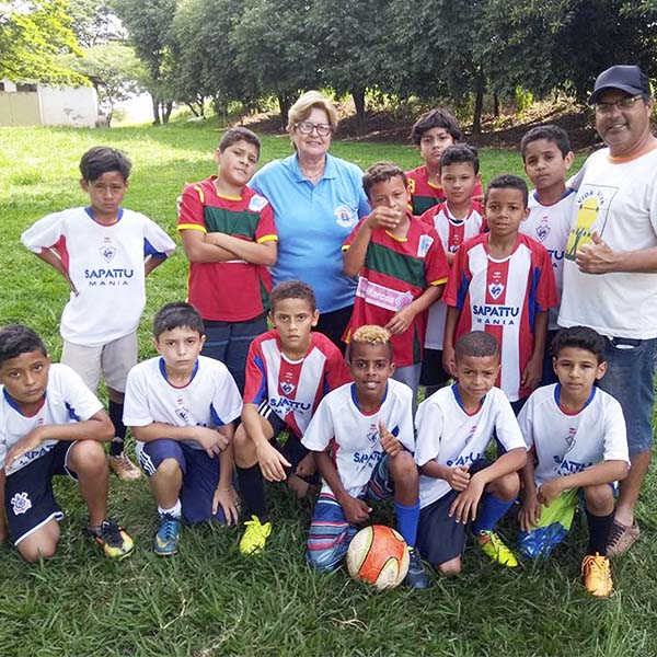 Escolinhas de Futebol Paraguaçu iniciam atividades