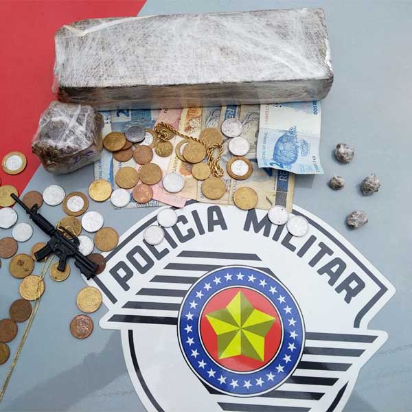 Jovens são presos com mais de 1 kg de maconha em Maracaí