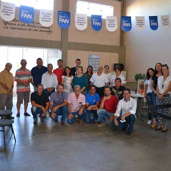 Nego Veículos recebe o terço empresarial