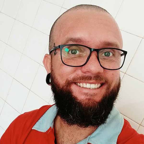 Alexandre Savoldi completa idade nova