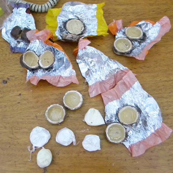 Mulher é flagrada no presídio de Assis com bombons recheados com drogas