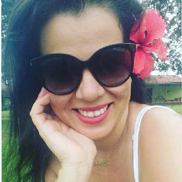 Pati Moura comemora mais um aniversário