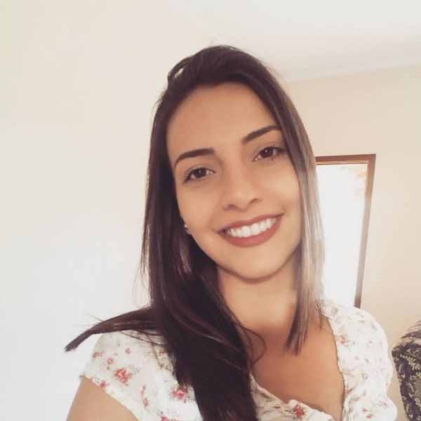 Bruna Peitl celebra mais um ano de vida