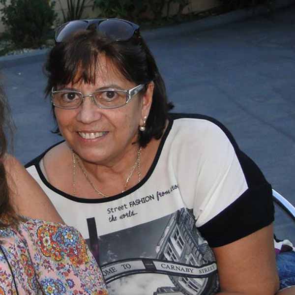 Olinda Padua comemora mais um aniversário