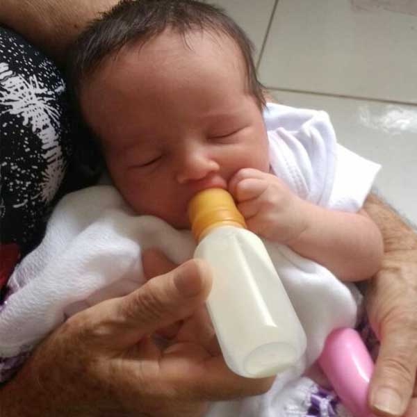 Bebê que perdeu a mãe após o parto necessita de doações de leite em Paraguaçu Paulista