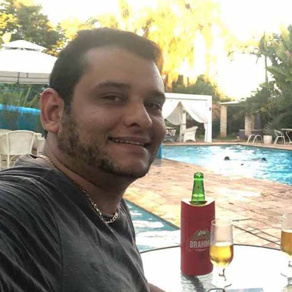 Gustavo dos Santos celebra mais um ano de vida