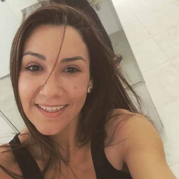 Juliana Dias apaga velinhas neste sabado