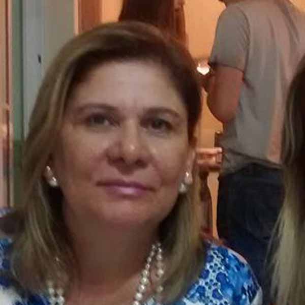 Edileusa Decco comemora mais um aniversário