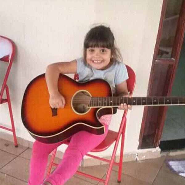 Laura Castro comemora mais um aniversário