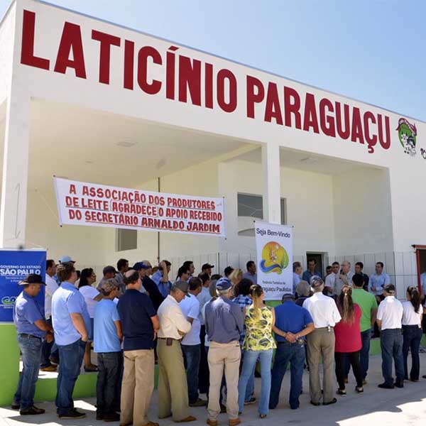 Secretário Arnaldo Jardim inaugura Laticínio da Associação dos Produtores de Leite, em Paraguaçu