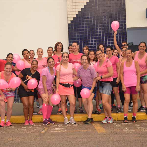 Grupo de Mulheres faz homenagem ao dia Internacional das Mulheres