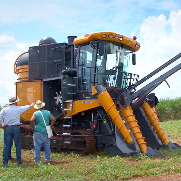 Curso gratuito de Operação de Colhedora Automotriz - Cana-de-Açúcar está com inscrições abertas