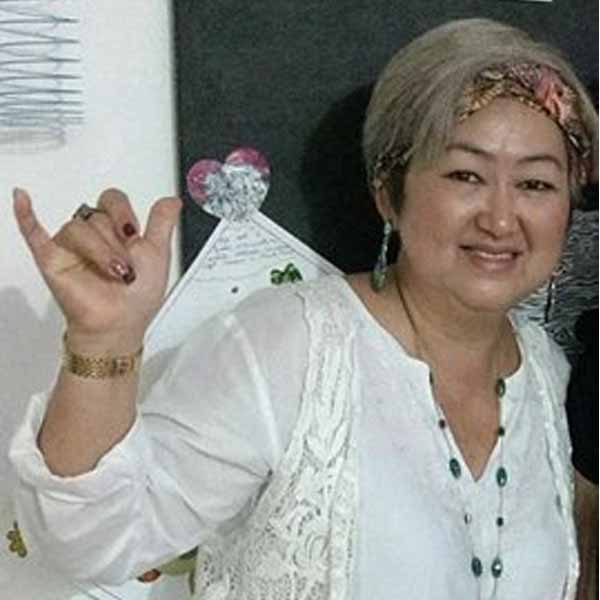 Maria Yochimi apaga velinhas neste sabado