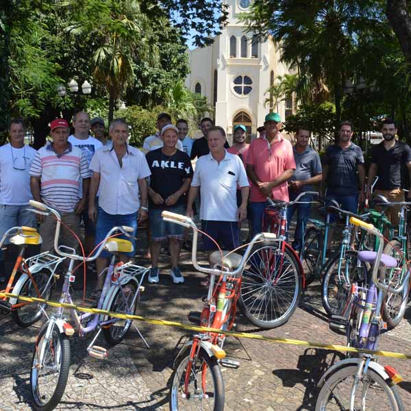 2ª Exposição de bikes antigas na Praça da Matriz