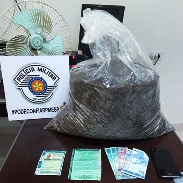 Três ocorrências no mesmo dia resultam na apreensão de mais de 12 kg de drogas em Paraguaçu