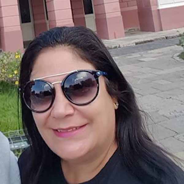 Tânia Mendes comemora mais um aniversário