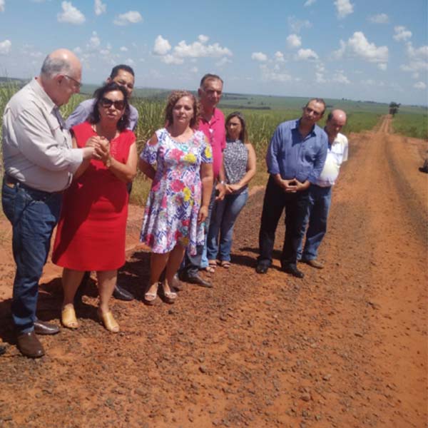 Paraguaçu terá mais de 5 km de estradas rurais recuperadas com recursos do Projeto Microbacias II