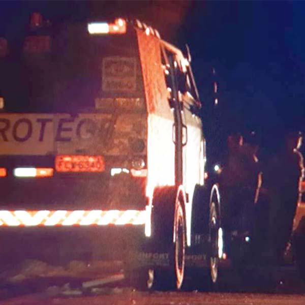 Carro-forte é atacado por criminosos em rodovia na região de Marília