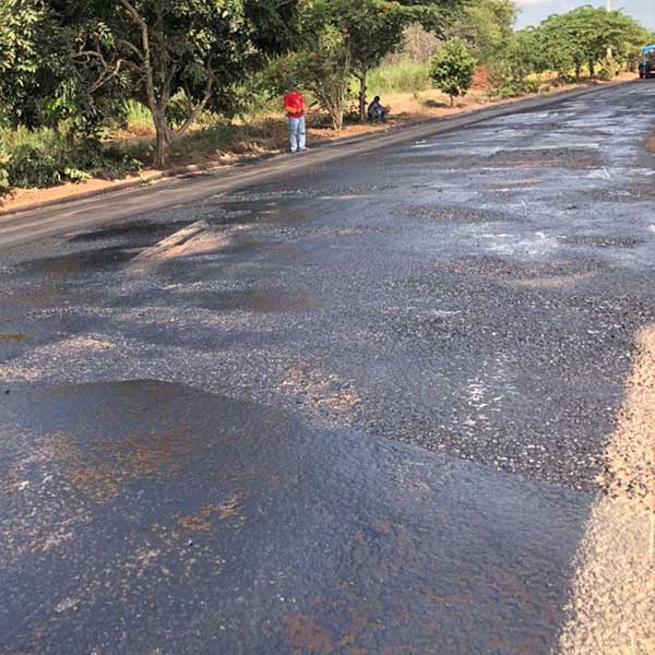 Prefeitura de Paraguaçu inicia recapeamento em três bairros