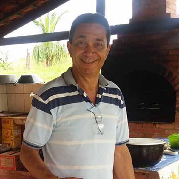 José Carlos apaga velinhas nesta terça