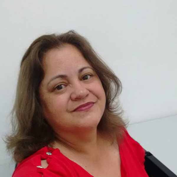 Magnoldelina Molina comemora mais um aniversário