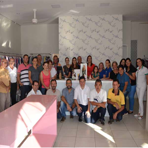 Lelly Lingerie recebe o terço empresarial