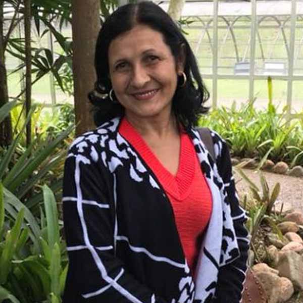 Márcia Regina comemora mais um aniversário