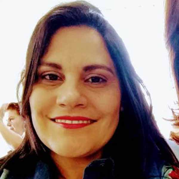 Daniella Janegitz apaga velinhas nesta terça