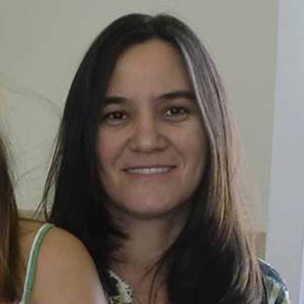 Ivone Dias completa idade nova