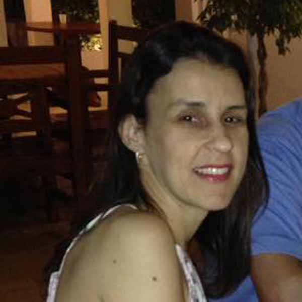 Carla Pelegrini comemora mais um aniversário
