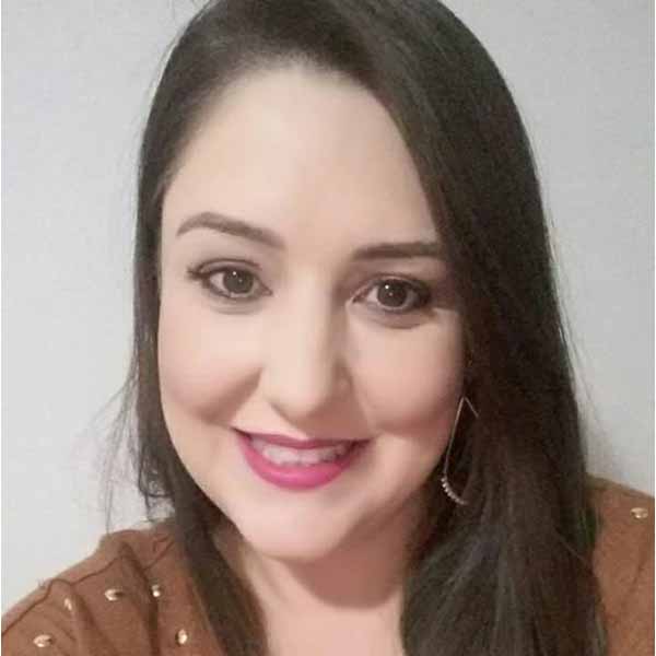 Paula Benetti comemora mais um aniversário