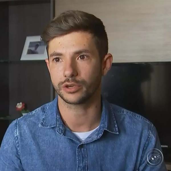 Jovem desconfia de oferta, compra notebook na rua por R$ 30 e leva à polícia para achar o dono
