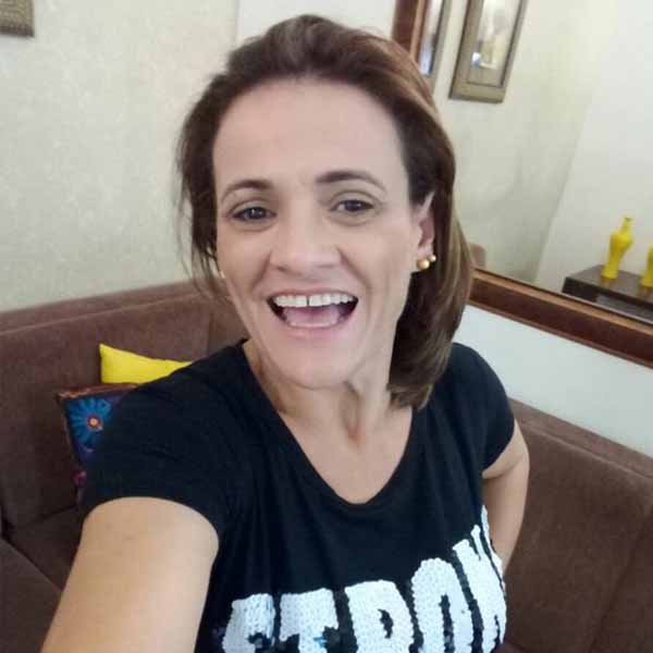 Vaneide Barbosa apaga velinhas nesta sexta