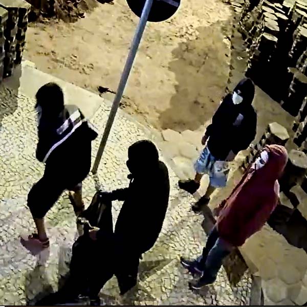 Câmera de segurança registra homens tentando roubar loja no centro de Paraguaçu Paulista