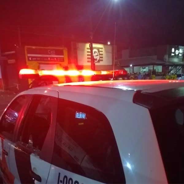 Polícia utiliza balas de borracha para dispersar torcedores durante tumulto em Tupã