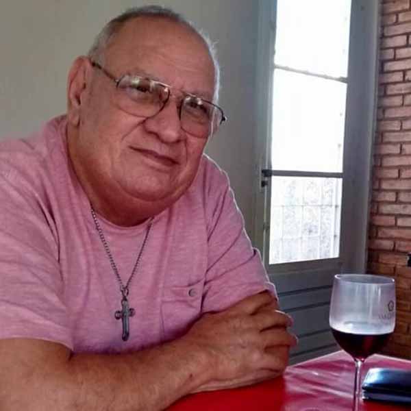 Roberto Mateus apaga velinhas nesta segunda