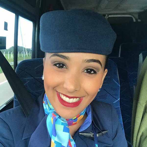 Júlia Beatriz apaga velinhas nesta terça