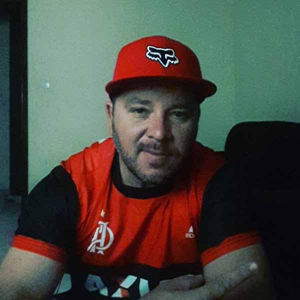 Marquinho Tubarão completa idade nova