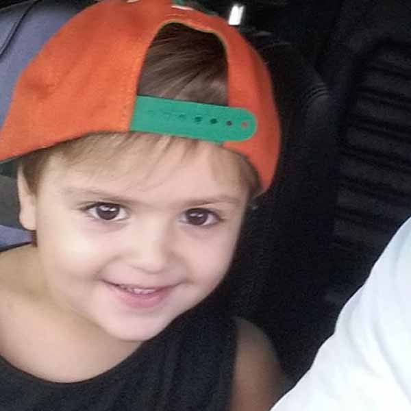 Joaquim Munhoz apaga velinhas neste sábado