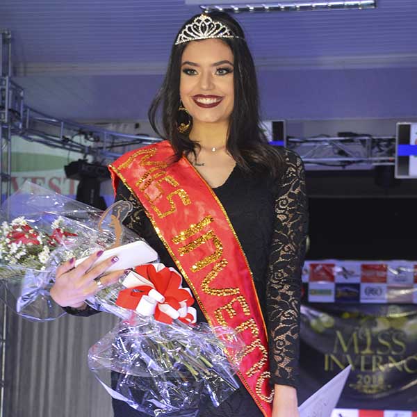 Emily Acorsi é coroada Miss Inverno 2018 em Paraguaçu Paulista
