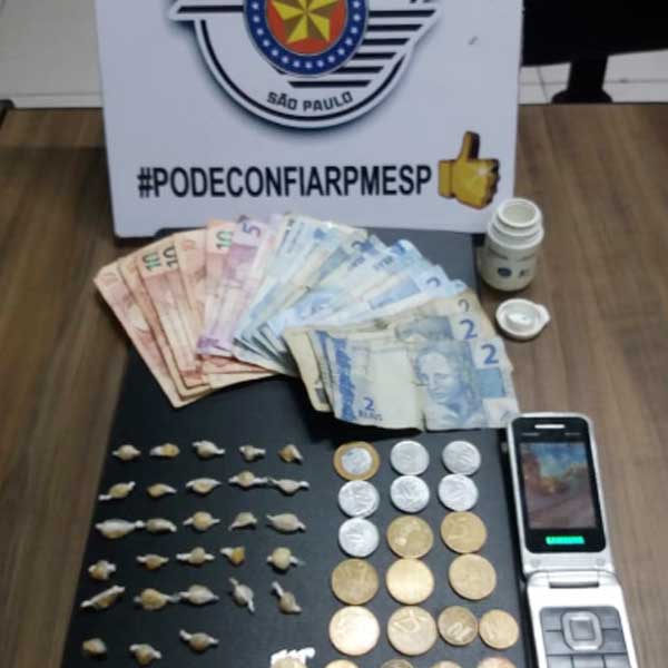 Homem é preso com quase 30 pedras de crack próximo à Concha Acústica