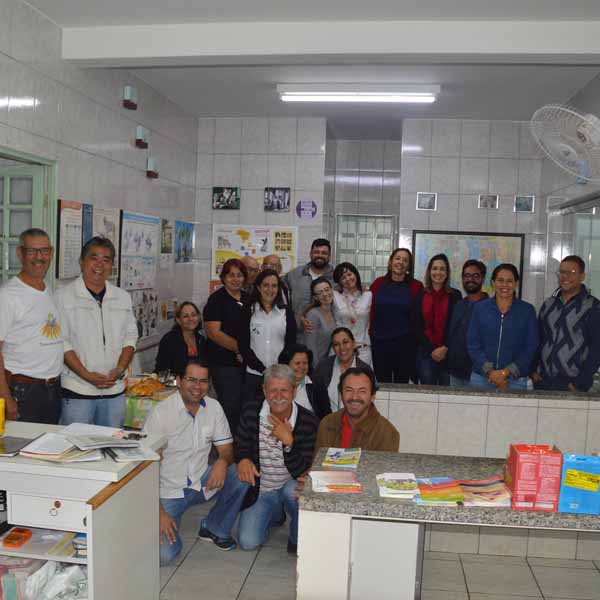Clinica Cães e Gatos recebe o terço empresarial
