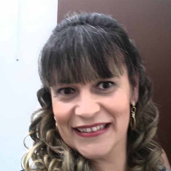Rosinha Cordeiro comemora mais um aniversário