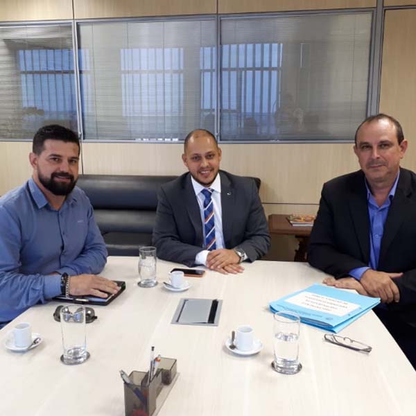 Diretor de Agricultura trata da instalação do frigorífico para abate de ovinos, em Brasília