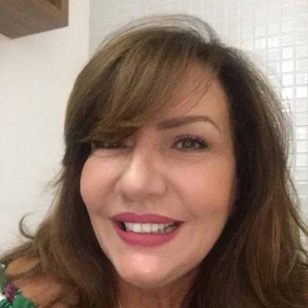 Angela Giannetta completa idade nova