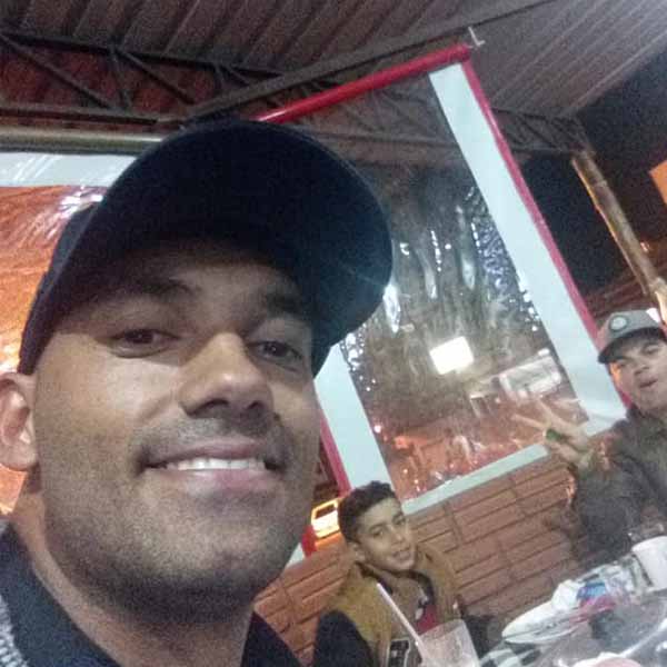 Thiago Silva comemora mais um aniversário