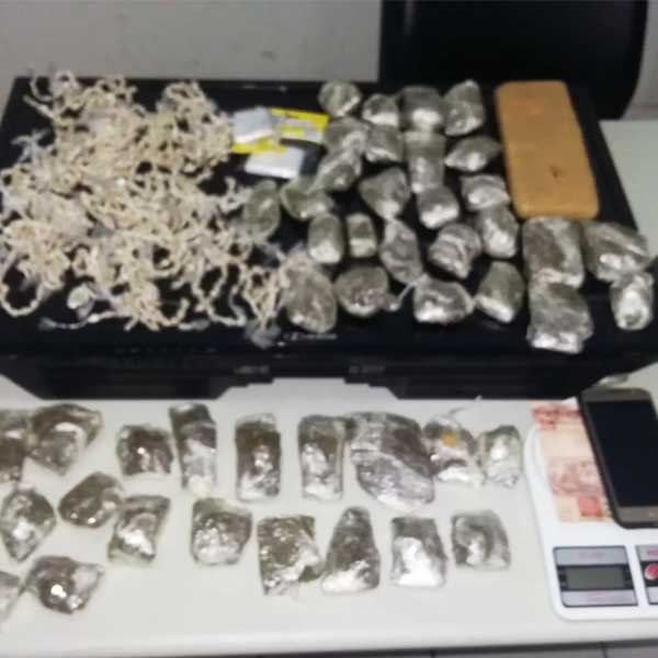 Estudante é detido com mais de mil pedras de crack em bairro de Marília