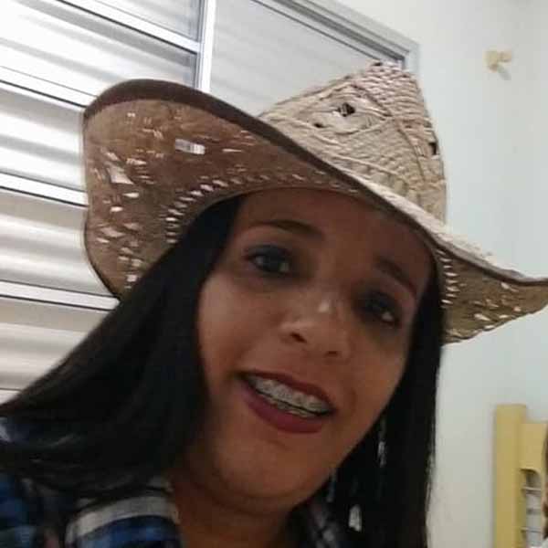 Rosalia Angelica comemora mais um aniversário