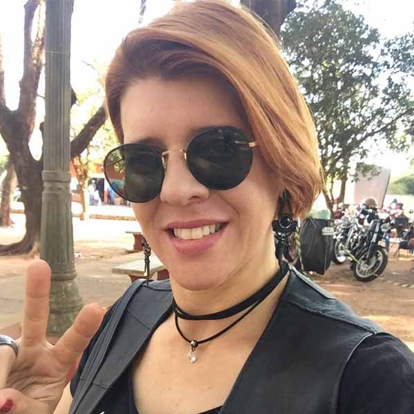 Simone Grilo comemora mais um aniversário