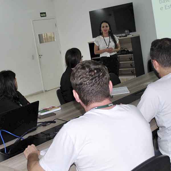Unimed realiza reunião com facilitadores da Ouvidoria